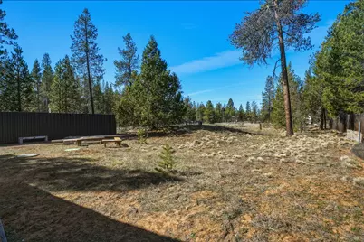 55601 Swan Road, Bend, OR 97707 - Photo 31