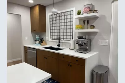 20199 Roats Lane, Bend, OR 97702 - Photo 11