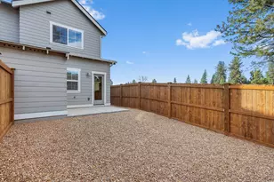 63262 N W Ski Ln, Bend, OR 97703 - Photo 23