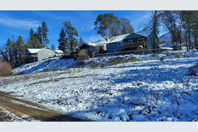 Redwood Highway, Cave Junction, OR 97523 - Photo 9
