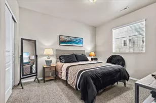 2264 College Way, Medford, OR 97504 - Photo 9