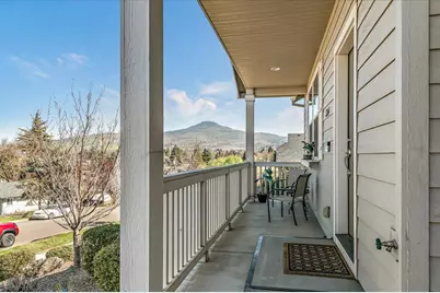 2264 College Way, Medford, OR 97504 - Photo 23