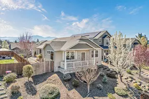 2264 College Way, Medford, OR 97504 - Photo 1