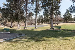 1572 NW Kingwood Ave, Redmond, OR 97756 - Photo 33