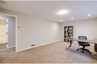 16826 Brenda Drive, Bend, OR 97707 - Photo 27
