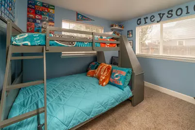 1071 NE Ne Locksley Drive, Bend, OR 97701 - Photo 13