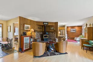 20518 Pine Vista Dr, Bend, OR 97702 - Photo 13