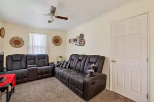 407 S Shasta Ave, Eagle Point, OR 97524 - Photo 23