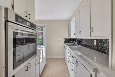 407 S Shasta Avenue, Eagle Point, OR 97524 - Photo 11