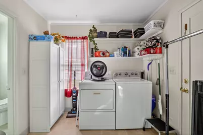 407 S Shasta Avenue, Eagle Point, OR 97524 - Photo 29