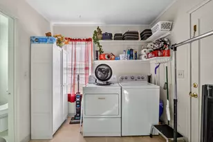 407 S Shasta Ave, Eagle Point, OR 97524 - Photo 29