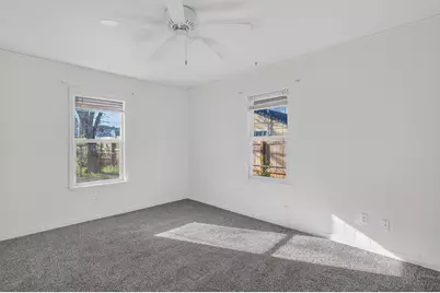 407 S Shasta Avenue, Eagle Point, OR 97524 - Photo 15