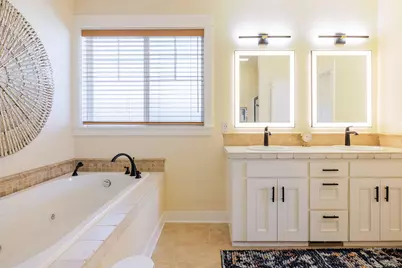 1833 NW Larch Avenue, Redmond, OR 97756 - Photo 39