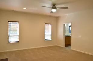 915 NW Bishop St, Grants Pass, OR 97526 - Photo 9