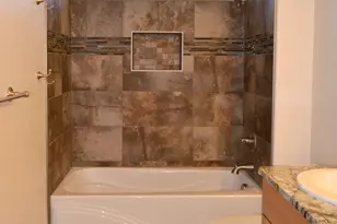 915 NW Bishop St, Grants Pass, OR 97526 - Photo 27