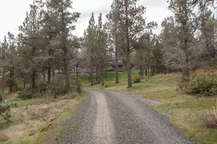 905 SW Burns Ln, Madras, OR 97741 - Photo 39