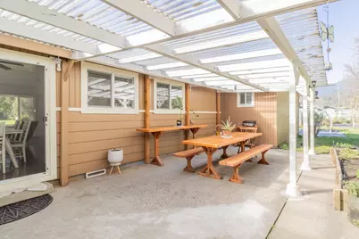 259 Laureldale Lane, Grants Pass, OR 97527 - Photo 27