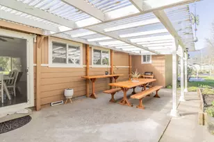 259 Laureldale Ln, Grants Pass, OR 97527 - Photo 27