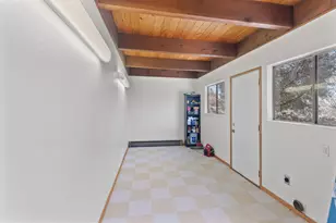 1440 NE 10th St, Grants Pass, OR 97526 - Photo 13