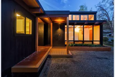 1440 NE 10th Street, Grants Pass, OR 97526 - Photo 5