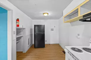 415 Summit Ave, Medford, OR 97501 - Photo 13