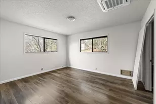 872 Scott Dr, Grants Pass, OR 97527 - Photo 25