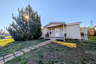 4826 Douglas Ave, Klamath Falls, OR 97601 - Photo 1