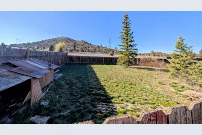 4826 Douglas Avenue, Klamath Falls, OR 97601 - Photo 9