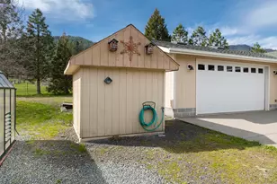 15902 Water Gap Rd, Williams, OR 97544 - Photo 41