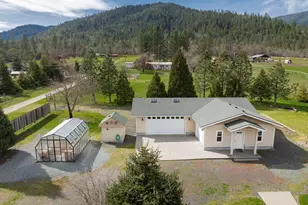 15902 Water Gap Rd, Williams, OR 97544 - Photo 59