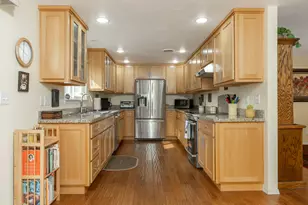 15902 Water Gap Rd, Williams, OR 97544 - Photo 7