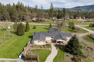 15902 Water Gap Rd, Williams, OR 97544 - Photo 61