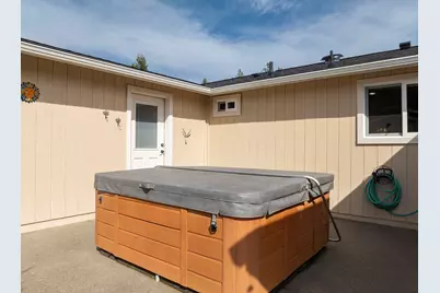 15902 Water Gap Road, Williams, OR 97544 - Photo 29