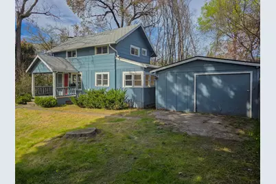 814 NW C Street, Grants Pass, OR 97526 - Photo 23