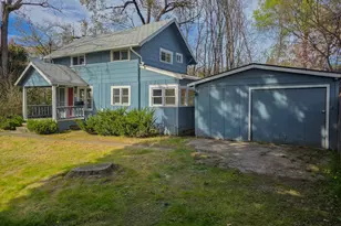 814 NW C St, Grants Pass, OR 97526 - Photo 19