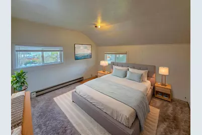 814 NW C Street, Grants Pass, OR 97526 - Photo 17