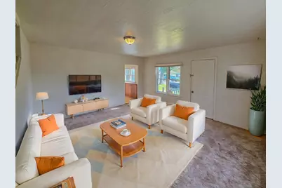 814 NW C Street, Grants Pass, OR 97526 - Photo 5
