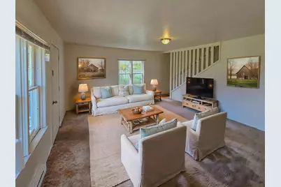 814 NW C Street, Grants Pass, OR 97526 - Photo 3
