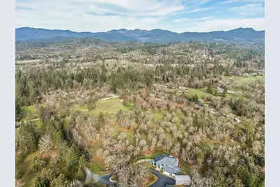 507 Jackpine Drive, Grants Pass, OR 97526 - Photo 45
