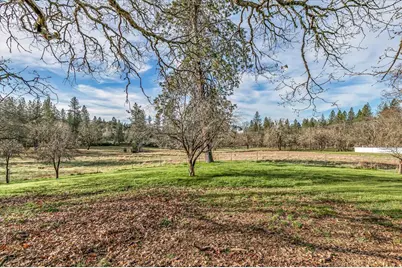 507 Jackpine Drive, Grants Pass, OR 97526 - Photo 5