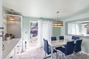 404 Lindilu Ln, Cave Junction, OR 97523 - Photo 9