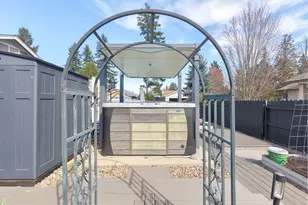 404 Lindilu Ln, Cave Junction, OR 97523 - Photo 37