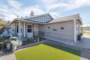 404 Lindilu Ln, Cave Junction, OR 97523 - Photo 63
