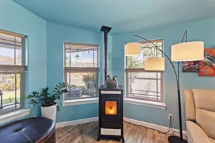 404 Lindilu Ln, Cave Junction, OR 97523 - Photo 11