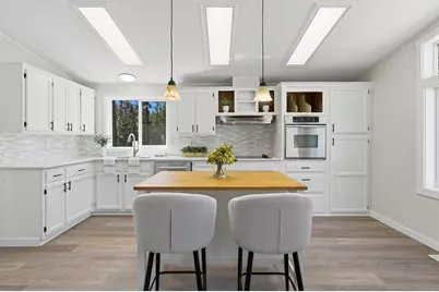 17717 Highway 58, Crescent Lake, OR 97733 - Photo 7