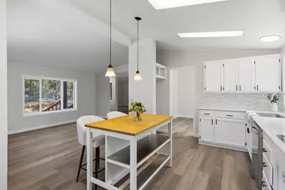 17717 Highway 58, Crescent Lake, OR 97733 - Photo 9