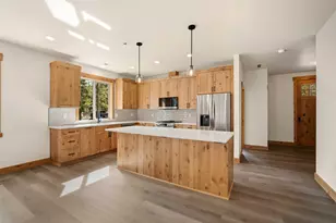 17146 Covina Rd, Bend, OR 97707 - Photo 13