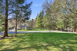 916 Ferry Rd, Grants Pass, OR 97526 - Photo 43