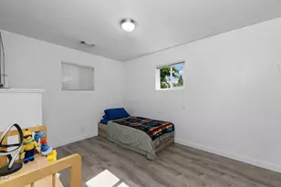 324 Stanley Ave, Medford, OR 97504 - Photo 7