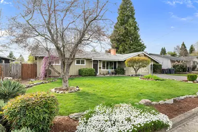 324 Stanley Avenue, Medford, OR 97504 - Photo 1